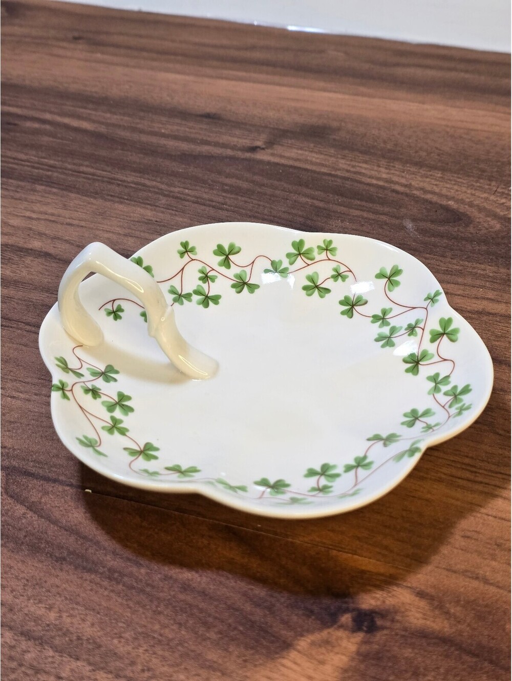 Shannon Ceramic Handled Plate with Green Clover Leaf Design
